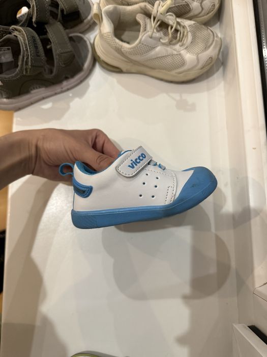 Продам детскую обувь 1-2года