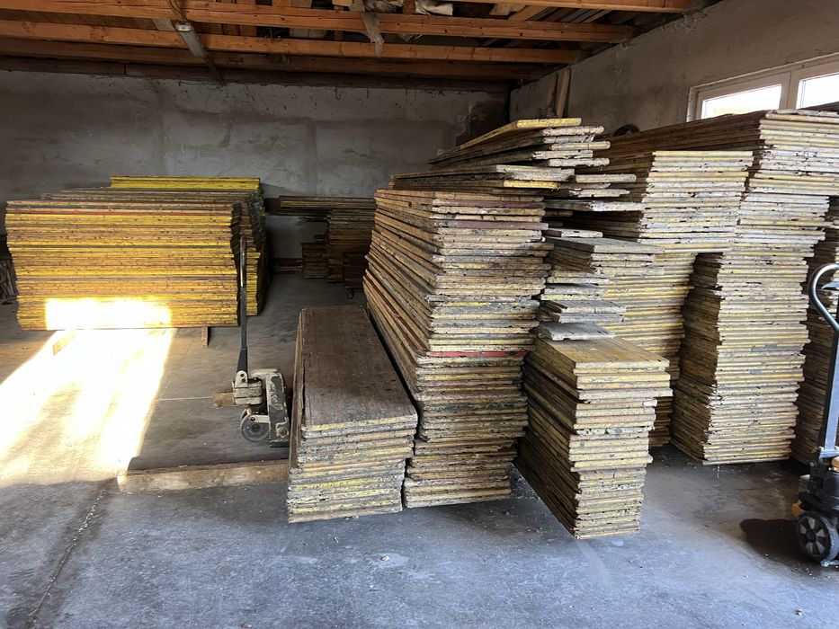 Inchiriez panouri doka