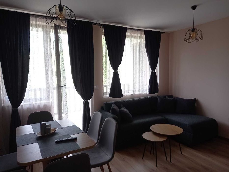 Дава се под наем Едностаен апартамент в Смолян, Каптажа - 50 кв.м за 280.5 € - Снимка #2