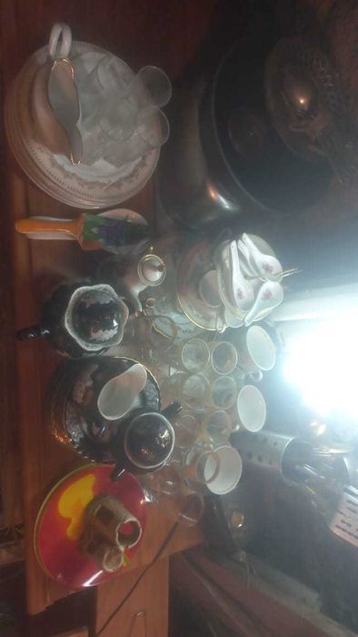 Тарелки разные в хорошем состоянии