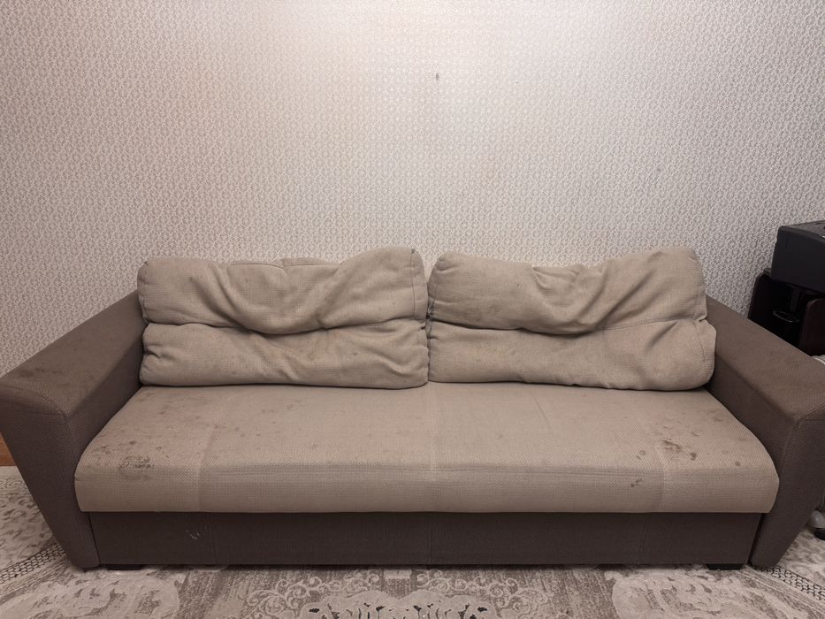 Диван серый отдам даром