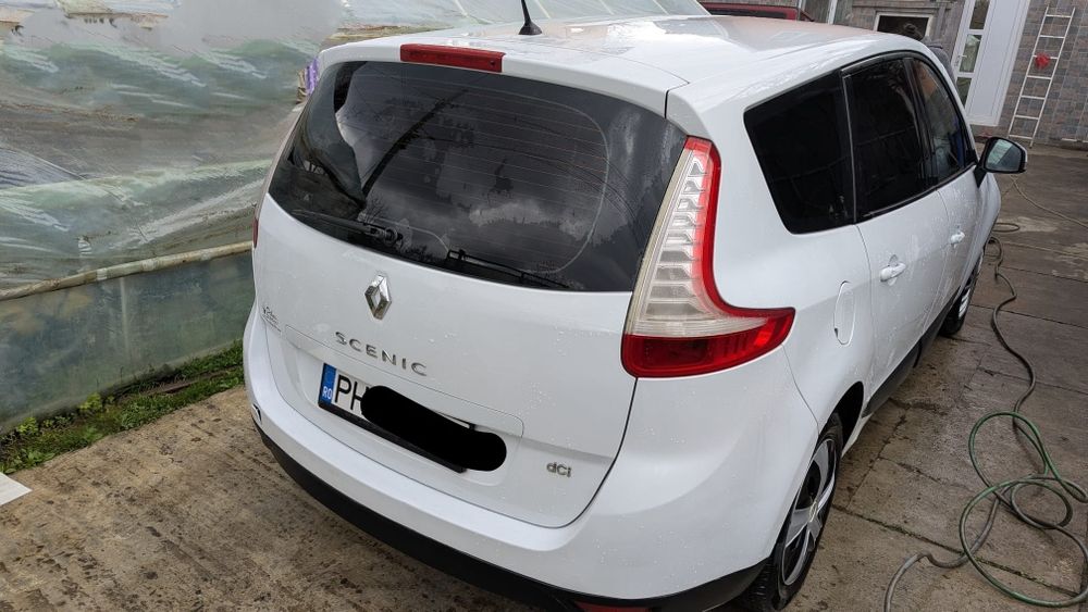 RENAULT Scenic 2011 — imagine 2