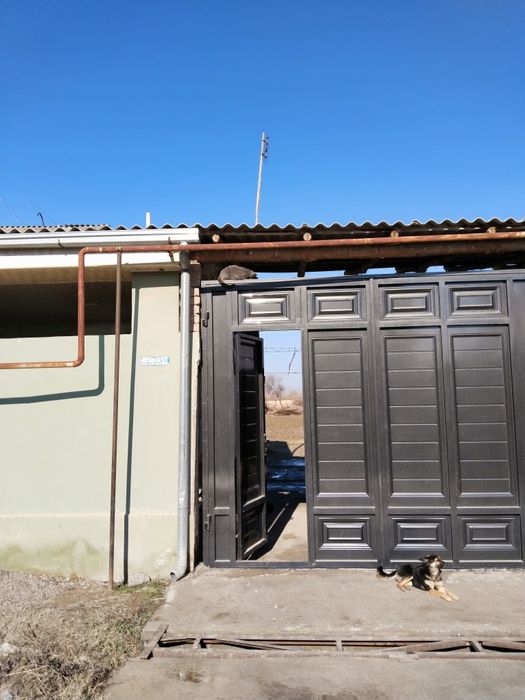 Uy sotiladi xolati yaxshi