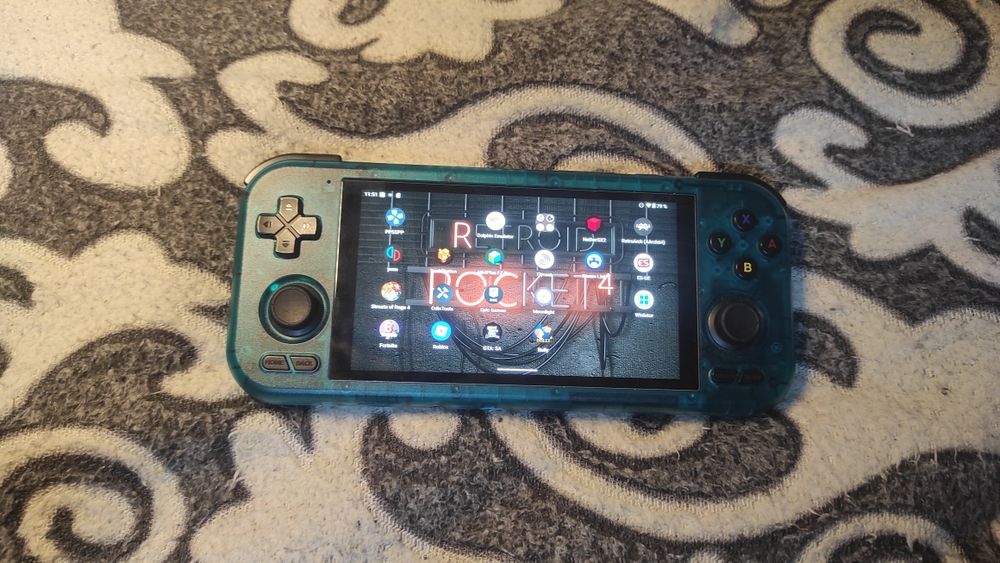Retroid pocket 4 pro