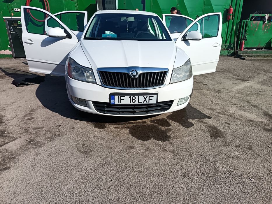 Vând Skoda Octavia 2