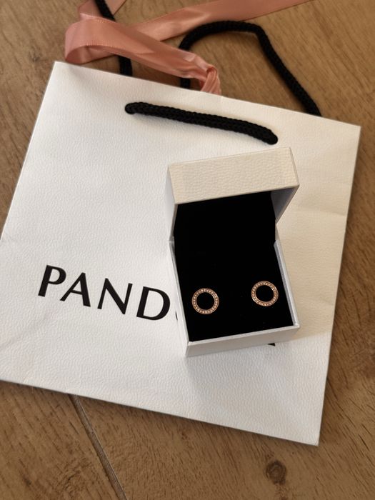Пандора обеци Pandora
