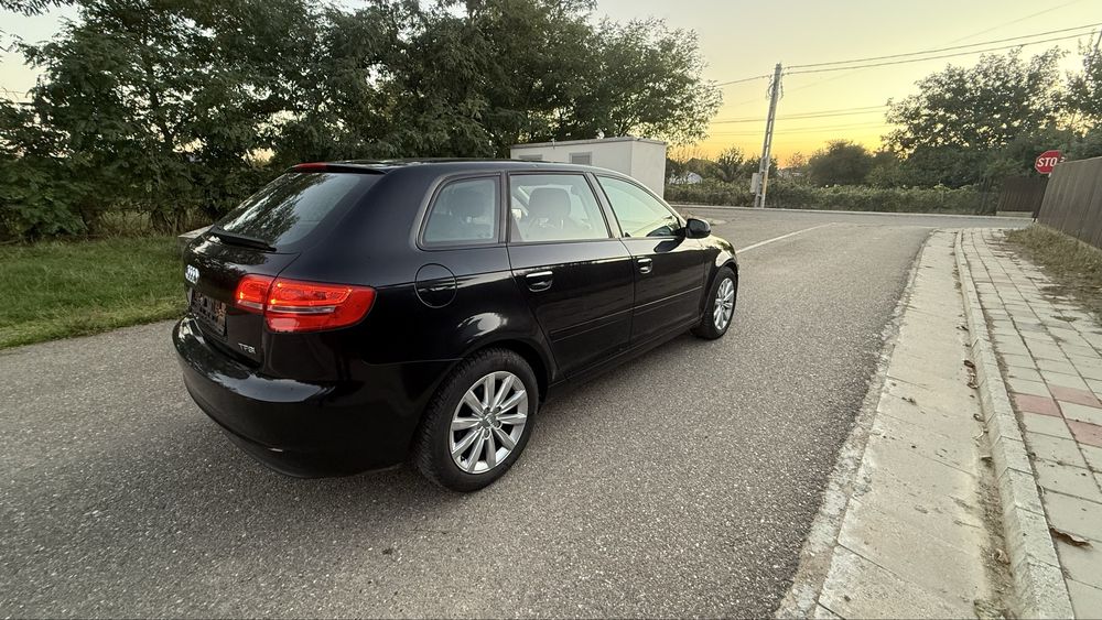 AUDI A3 Sportback 2011 — imagine 3