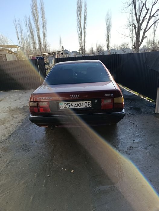 Ауди 100 сатылады
