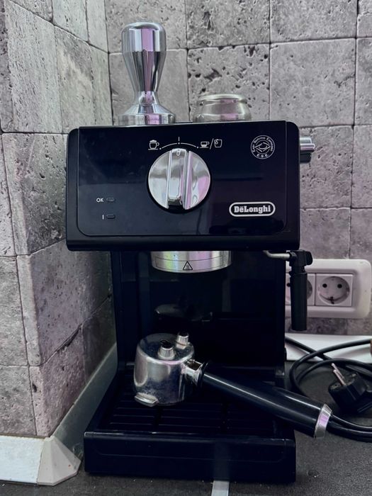 Espressor manual DELONGHI ECP 31.21, 1.1l + tamper profesional