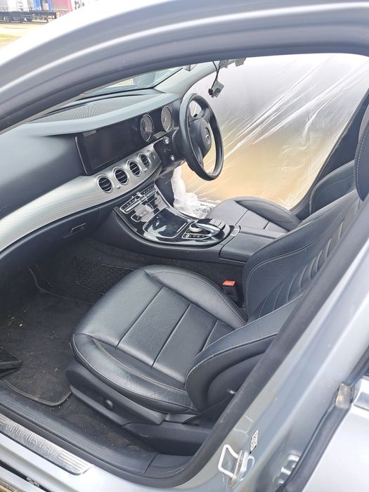 Dezmembrez mercedes E 220 w213 2017