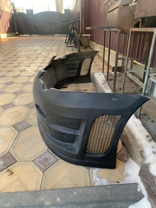 Бампер на субару