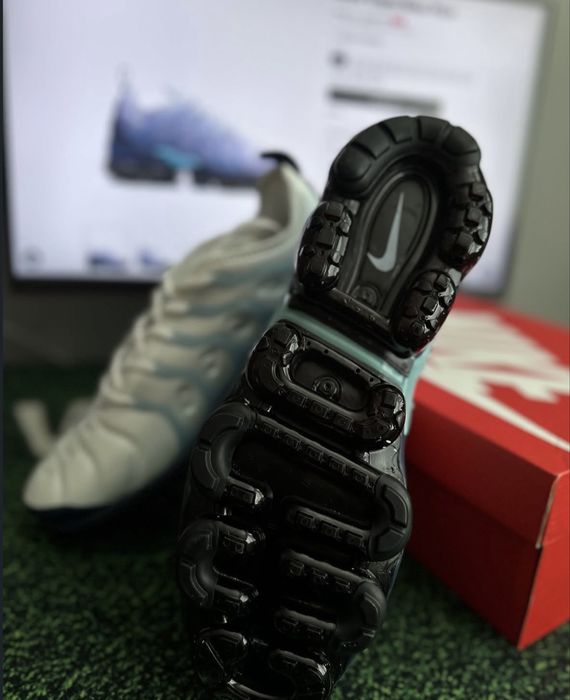 Nike VaporMax Plus