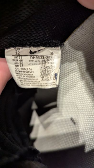 Nike маратонки 46номер