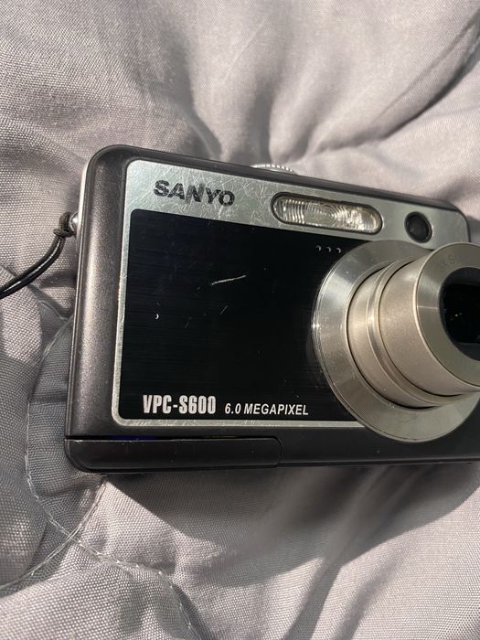 Aparat foto Sanyo VPC-S600