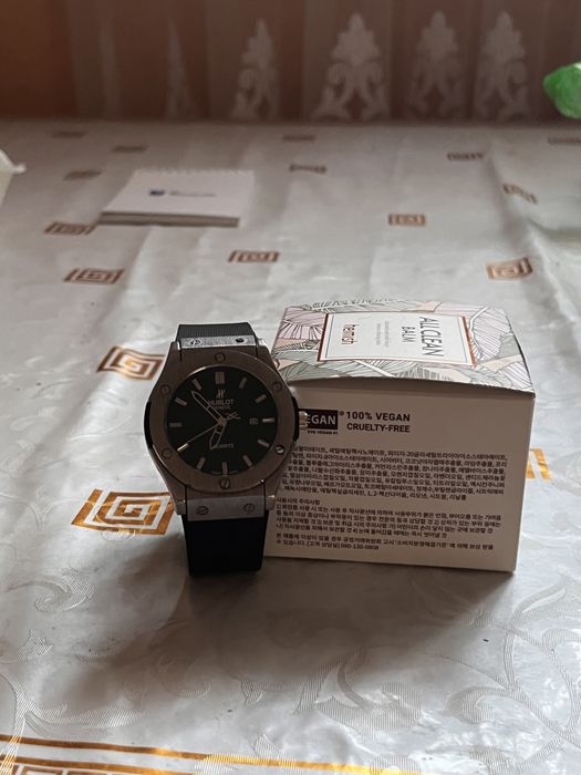 Продам Часы Hublot