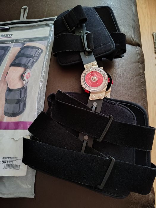 Orteza genunchi cu reglare a flexiei