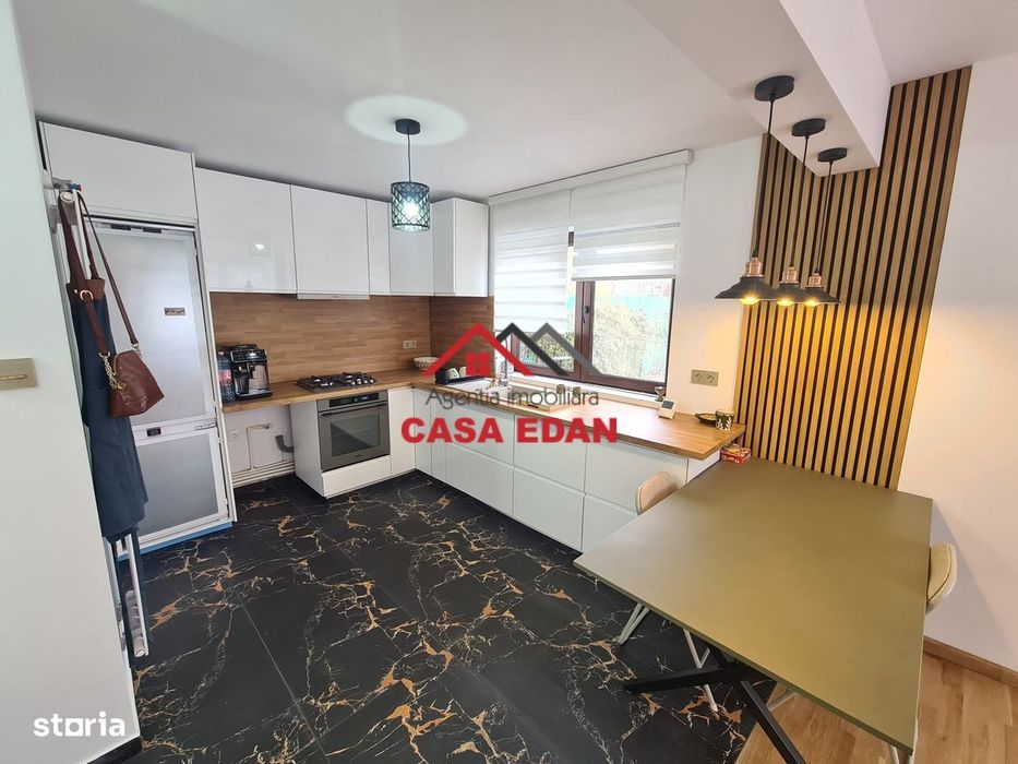 Casa in Campina-175.000e