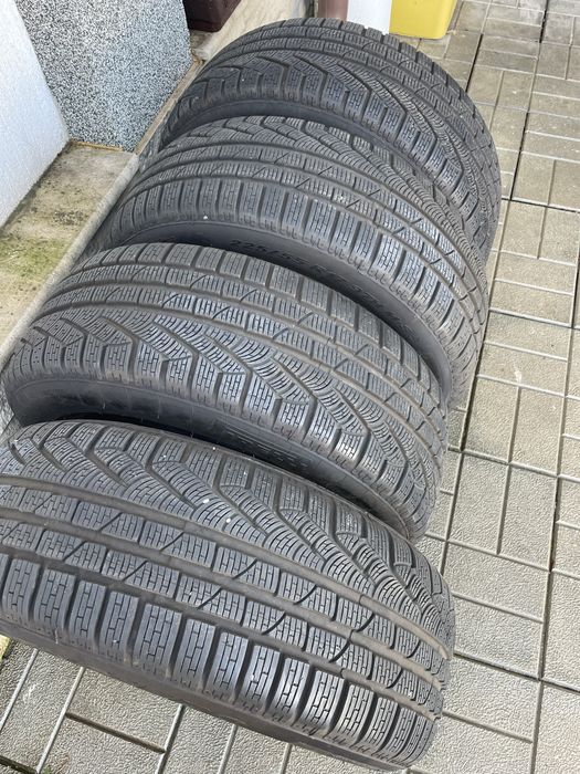 Anvelope iarna 225/55/17 Pirelli