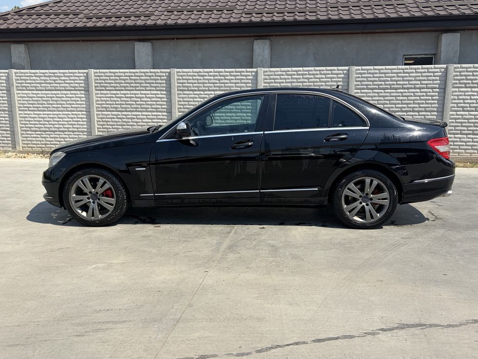 MERCEDES-BENZ C-Class 2010 — imagine 3