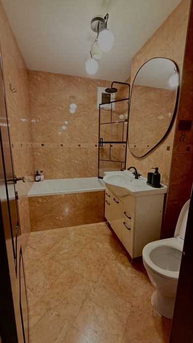 Apartament 3 camere decomandat Obcini Etaj 1 Bucatarie mare