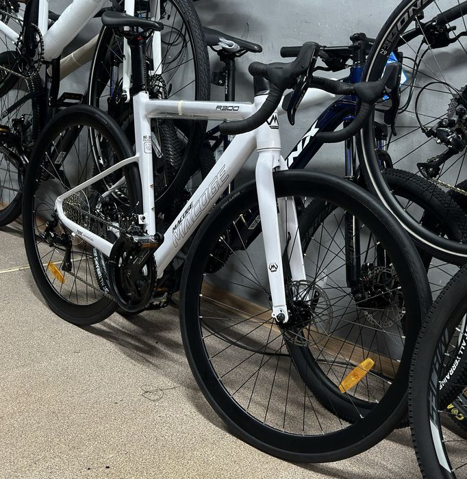 Новый шоссейный велосипед