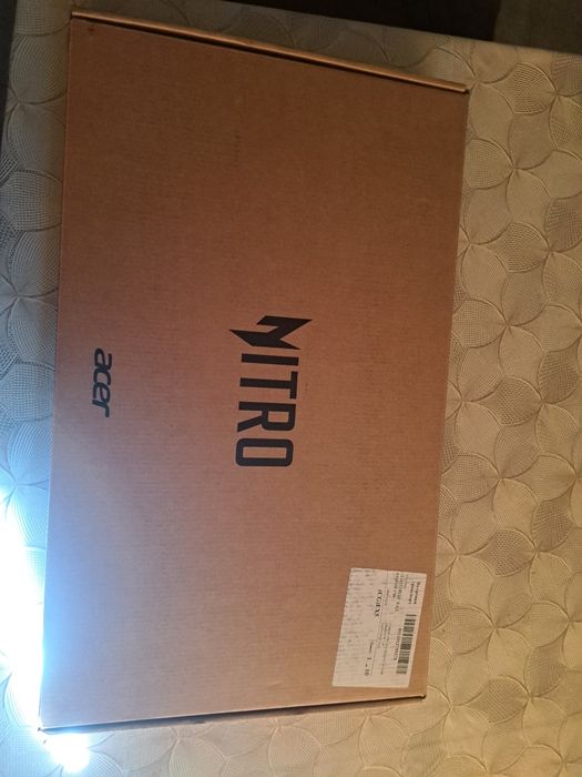 Acer nitro V16 (ANV-71)