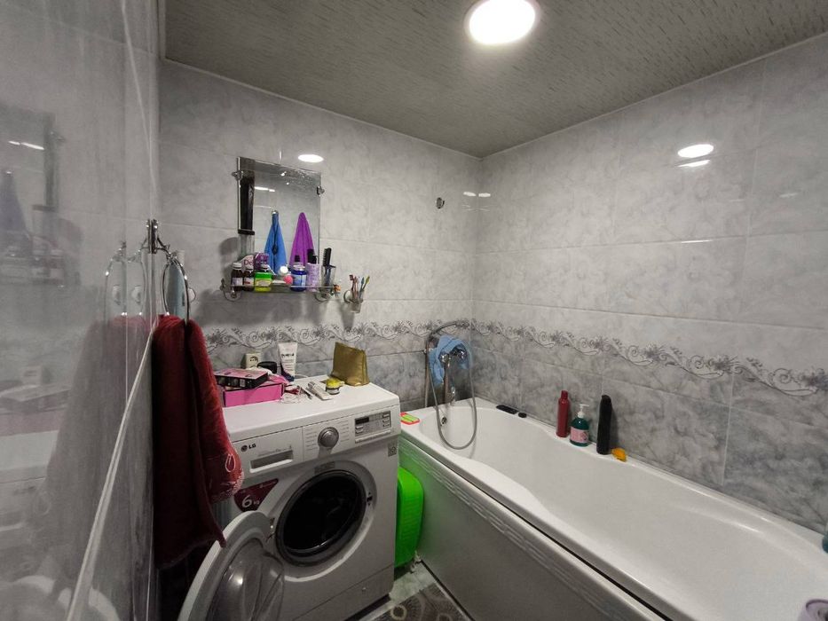 Академ городок 3 Комнаты 3 Этаж 67м²