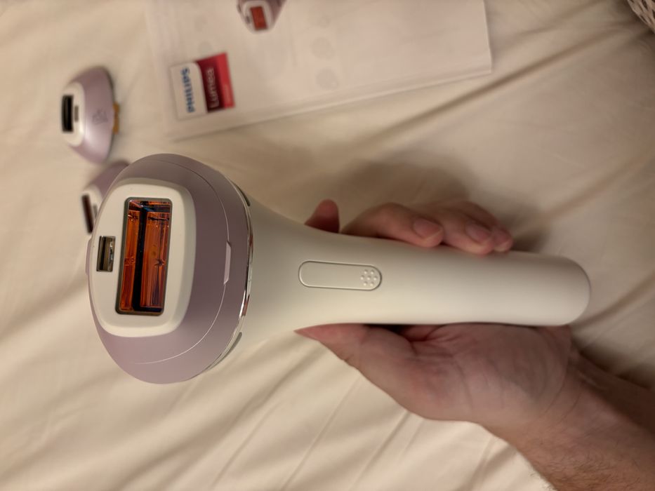 Фотоепилатор Philips - ГАРАНЦИЯ 1+ години,  BRI947/00, 450 000 импулса