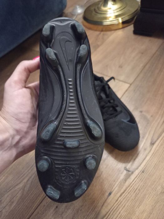 Ghete fotbal Nike 35.5