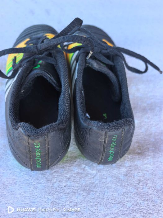 Детски бутонки adidas номер 36.5 стелка 23см