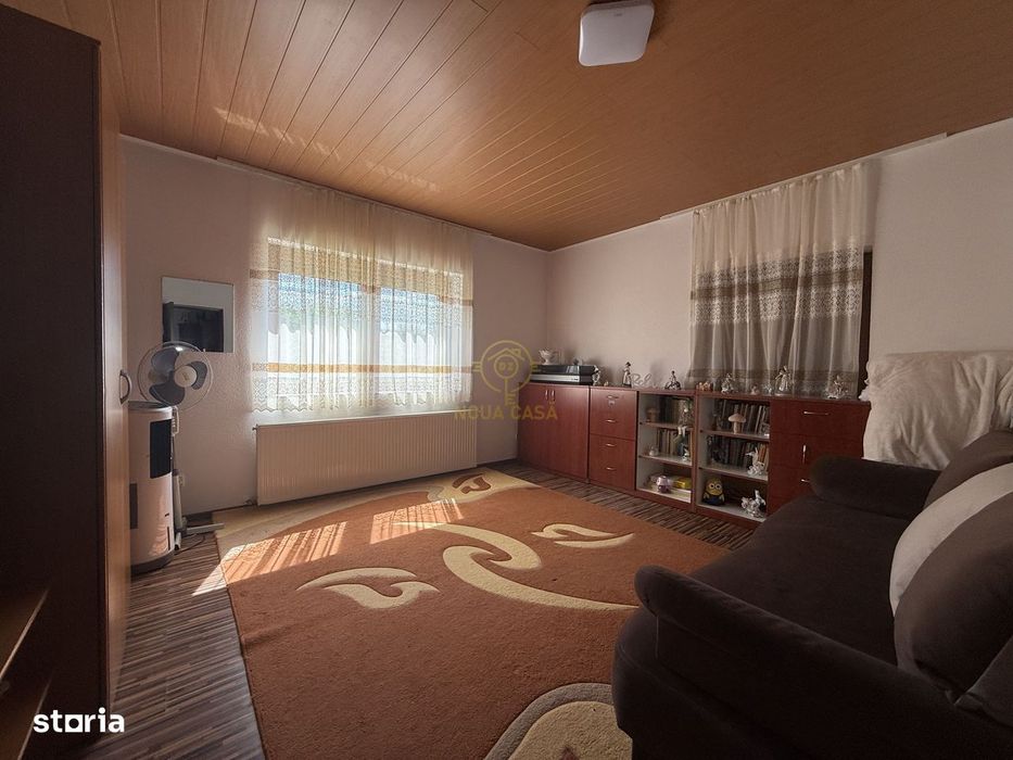 De vanzare Casa cu 4 camere si teren de 4.839mp/Utilata/Mobilata