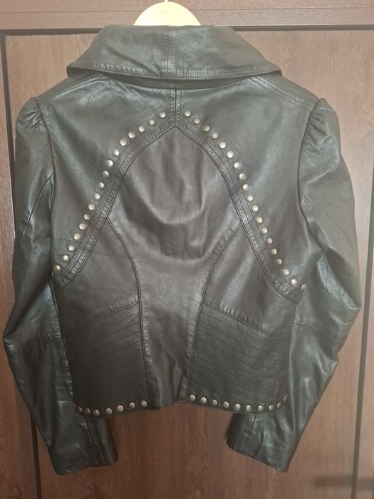 Дамски кожени якета М,Л на топ цени!и!