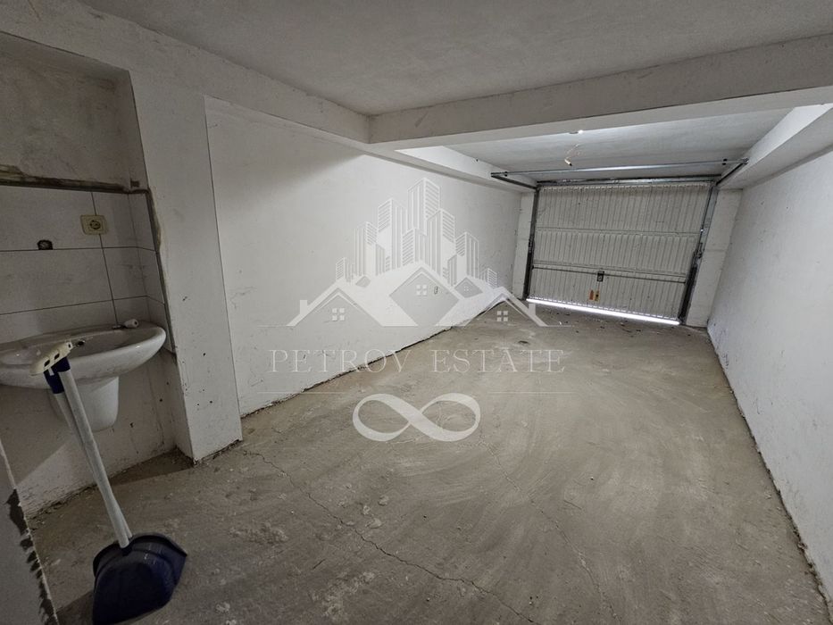 Продава се Двустаен апартамент в Велинград - 76 кв.м за 1040 €/кв.м - Снимка #12