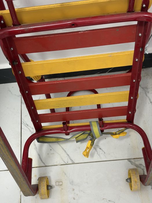 Санки с колёсиками