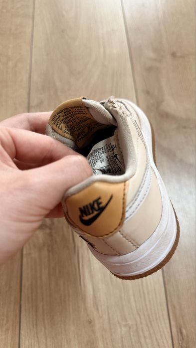 Кроссовки Nike для девочки