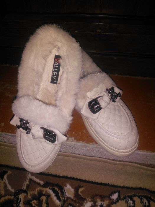 Ayollar oyoq kiyimi arzonga 40razmer