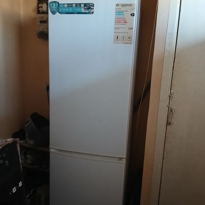 Продаётся холодильник artel