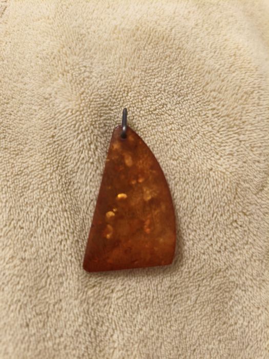 Подвеска натуральный янтарь