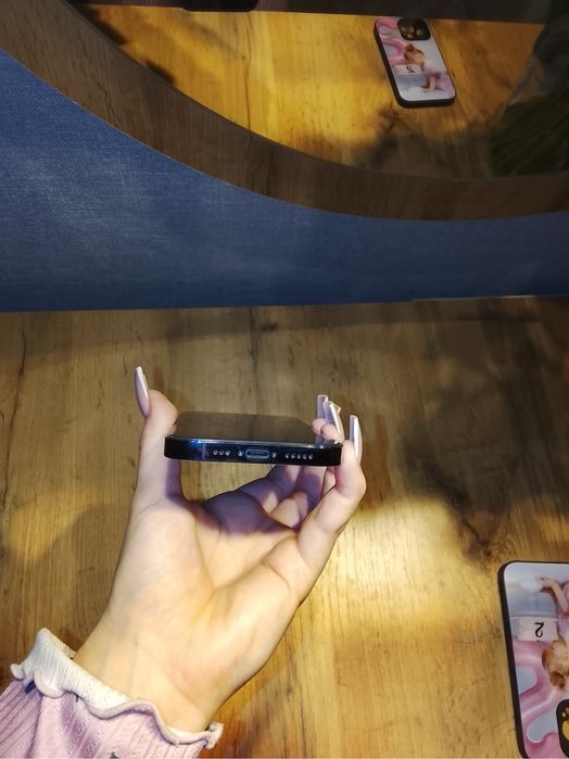 Прлдам айфон 14 про