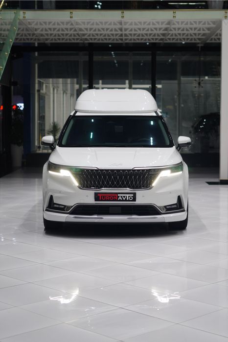 Kia Carnival Hi Limousine