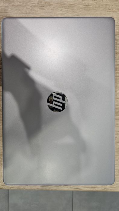 Laptop HP 250 G8 i5-1135G7 16gb 512ssd