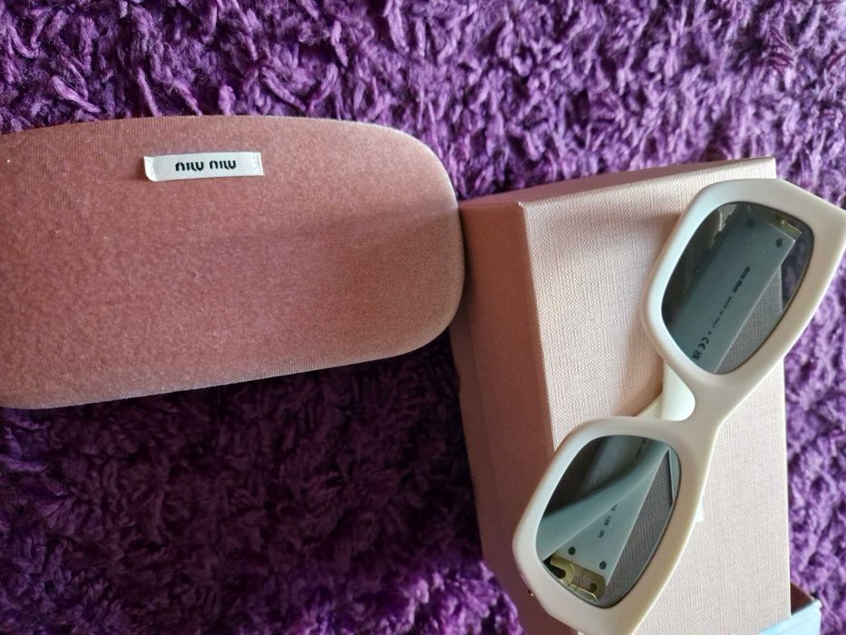 Нови слънчеви очила Miu Miu