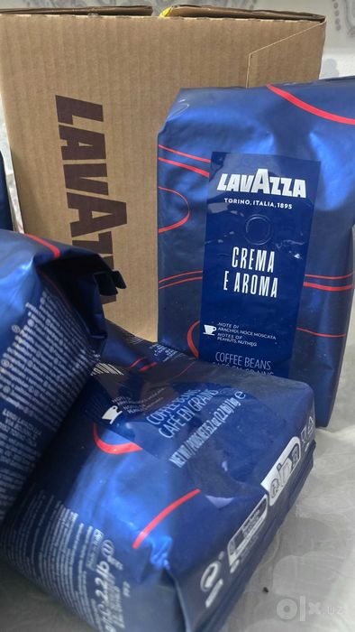 Кофе 1 кг LavAzza зерна Арабика