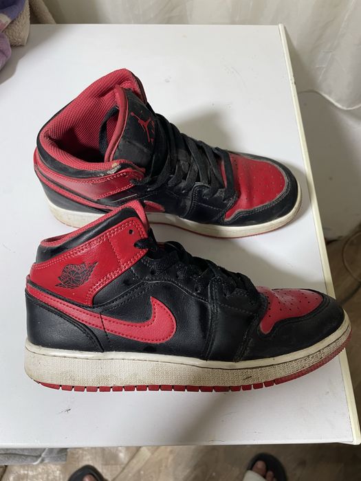 vand nike borough high,impechabilincu mici defecte.