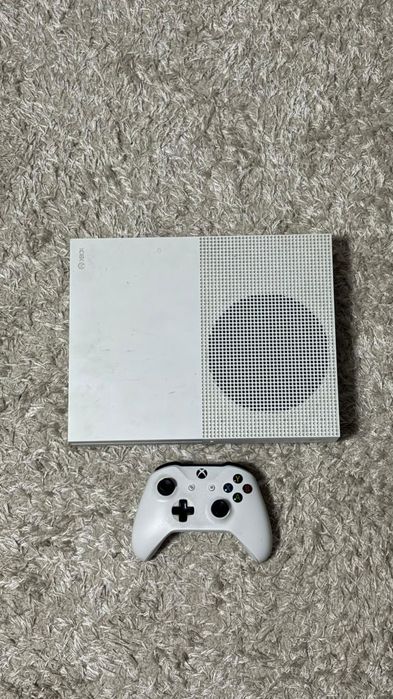 XBOX ONE S + Forza Horizon 3