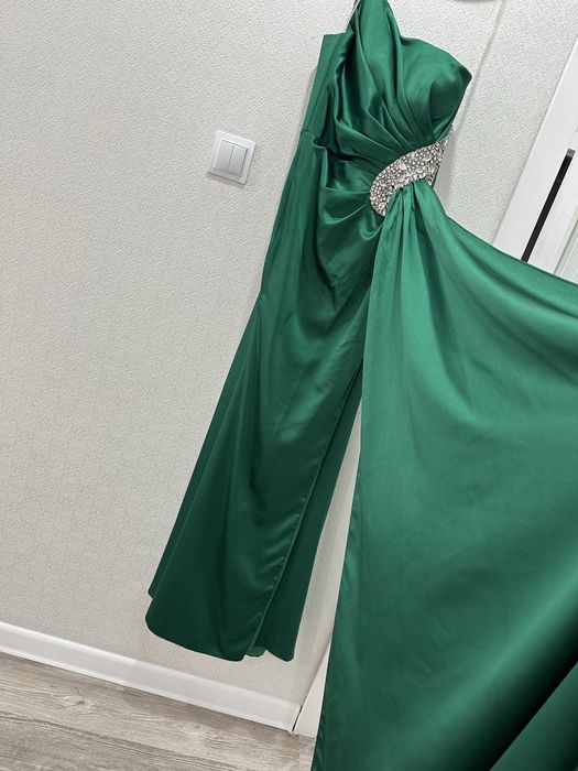 Вечерние платья длиний