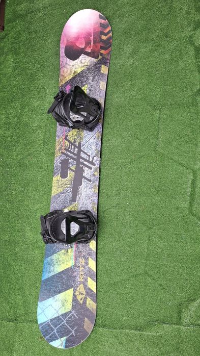 Placa snowboard 163 cm cu legaturi