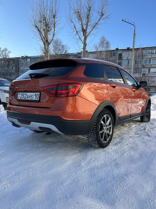 Продам Ладу Весту СВ Кросс