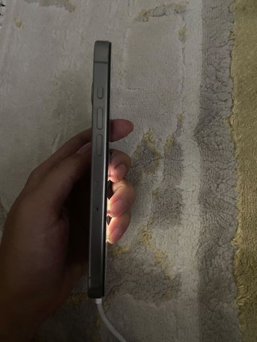 Iphone 15pro без гарантие
