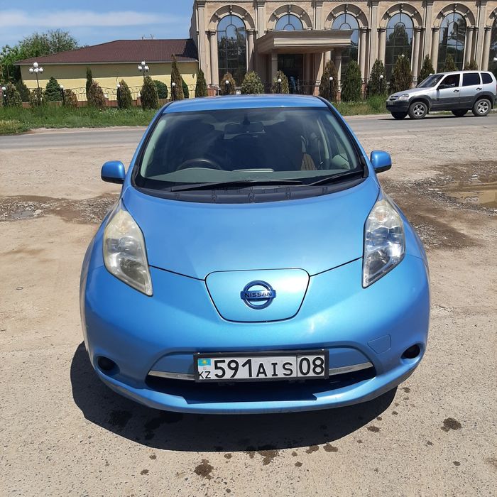 Продам Nisan leaf